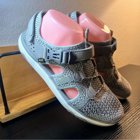 Teva Women Sneakers in Gray and White - Picture 2 of 8